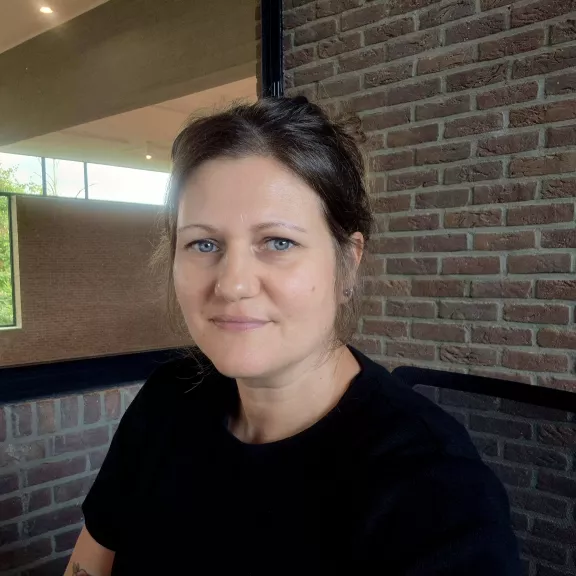 portret Famke